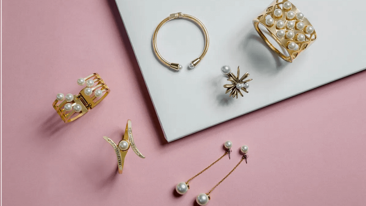 7 consejos para comprar joyas de oro como regalo una mujer