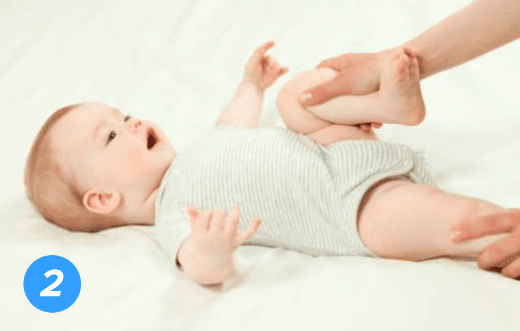 ejercicios-para-estimular-a-tu-bebé-en-casa-paso-2