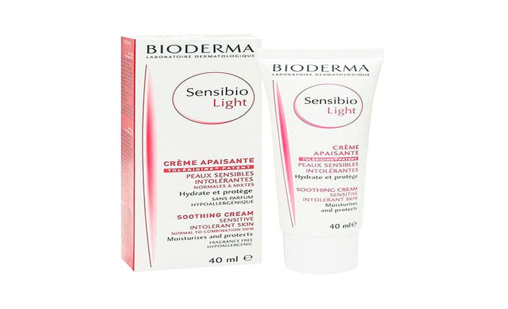 Las cremas de Bioderma hidrata y refuerza la piel para aumentar la elasticidad del rostro.